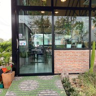 ซอสผัดกะเพราปรุงสำเร็จกลมกล่อม บ้านป้อม