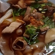 เมนูของร้าน ข้าวหมูแดงหมูกรอบราชบุรี