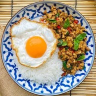 ตำยำ อาหารตามสั่งครัวลีลาวดี Lelawadee