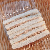 JaideeHomemade Sandwish&salad