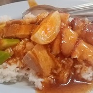 เมนูของร้าน ข้าวหมูแดงหมูกรอบราชบุรี