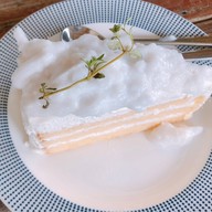 แมงโกรฟบังกะโลแอนด์เรสเตอรองท์