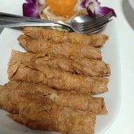 ต้นโอ๊คซีฟู๊ดแอนด์คาเฟ่