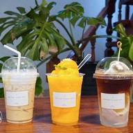 เมนูของร้าน Tone Café