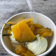 เวียงทองไอศกรีมโฮมเมด  - หัวถนน