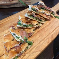 เมนูของร้าน Midwinter Green