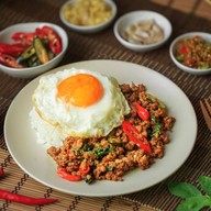 กระเพราเงินล้าน (ไร้ผงชูรส)