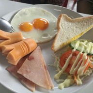 โจ้กหมูชัยรัตน์