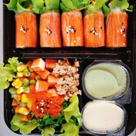 Tuna Salads สลัด&สลัดโรล