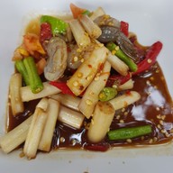 เมนูของร้าน แซ่บติดปาก สามย่าน