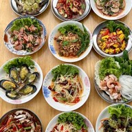 ร้านแซ่บจ๊าด