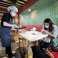 The Little House Cafe and Restaurant