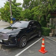 The Little House Cafe and Restaurant