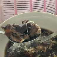 เมนูของร้าน ก๋วยเตี๋ยวในซอยbyนายเอื้อ