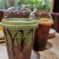 The Little House Cafe and Restaurant