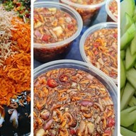 มะม่วงน้ำปลาหวาน(อ.น้ำปลาหวาน)(ร้านเด็ด/ร้านดัง/อร่อยสุด/ย่านบางเขน) อาคารสงเคราะห์กองทัพบก(แฟลตส่วนกลางบางเขน)