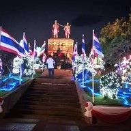 อนุสาวรีย์นายดอกนายทองแก้ว อ่างทอง