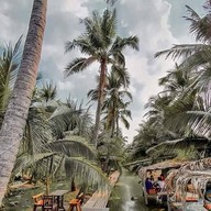 ผัดไทยรสเจ็บ (คาเฟ่เดอแฟง)  บางบอน