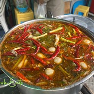 ร้านขนมจีนแม่จันทร์แพร่งนรา