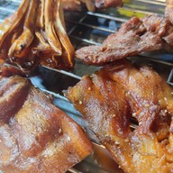 คอหมูย่าง เพลินจิต ตลาดตาแหวน