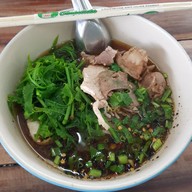 เมนูของร้าน ก๋วยเตี๋ยวเรือผักหวานเฮียนพสาขา2 สาขาบางบัวทอง