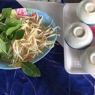 เมนูของร้าน ก๋วยเตี๋ยวเรือนายเก่ง