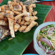 เมนูของร้าน ร้านเจ๊จิ๋ว ตะหลิวบิน