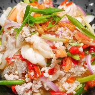 ตามสั่งหน้าโรงเห็ด