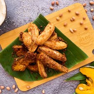 กล้วยทอด ตัวกอ