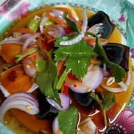 ร้านข้าวต้มหน้าโรจน์ อยุธยา โรจนะประตู A