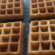 วาฟเฟิล By N2M ลาบลองกอย