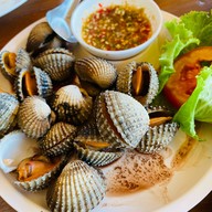 เมนูของร้าน ร้านข้าวใหม่ปลามันAmphawa -