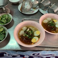 ข้าวซอยป้าอ่อน