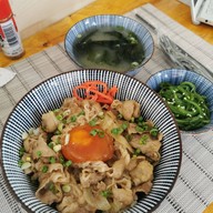 เมนูของร้าน Gohan ごはん โกฮัง ข้าวหน้าเนื้อญี่ปุ่น เชิงทะเล