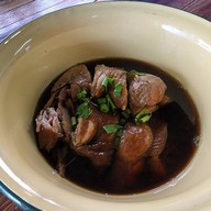 กินได้ ข้าวกับเตี๋ยว