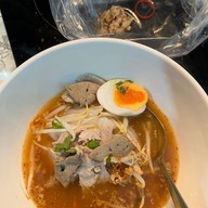 เตี๋ยวไมค์