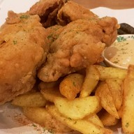 เมนูของร้าน Henryfry Fried Chicken ไก่ทอด เจริญกรุง