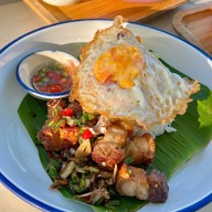 ฑีสุข X Moka Mania รางจิก4 นครปฐม