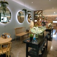 บรรยากาศ Cafe Mademoiselle