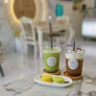เมนูของร้าน Proud Cafe