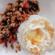 ลุงพันธ์ - ป้านงค์ อาหารตามสั่ง ก๋วยเตี๋ยว กาดวรุณ