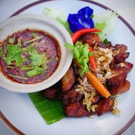 ครัวจรจัด