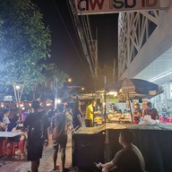 บรรยากาศ หนู ขนมหวาน เจ้าเก่า