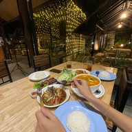 บรรยากาศ ส้มตำ ณ ภูเก็ต