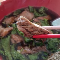 เมนูของร้าน นายก๋ง  ตลาดประตูกรุงเทพ