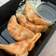 katsu katsu ข้าวหมูทอดทงคัตสึ กรอบนอกนุ่มในตำรับโอซาก้า ตลาดพลู