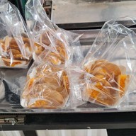 เมนูของร้าน ก๋วยเตี๋ยวเรือบางกร่างลุงต๋อย