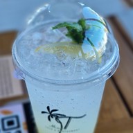 เมนูของร้าน Miss T Cafe & Restaurant