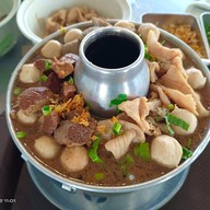 เมนูของร้าน ข้าวผัดกะเพรา ผัดกะเพรา กะเพรา
