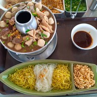 เมนูของร้าน ข้าวผัดกะเพรา ผัดกะเพรา กะเพรา
